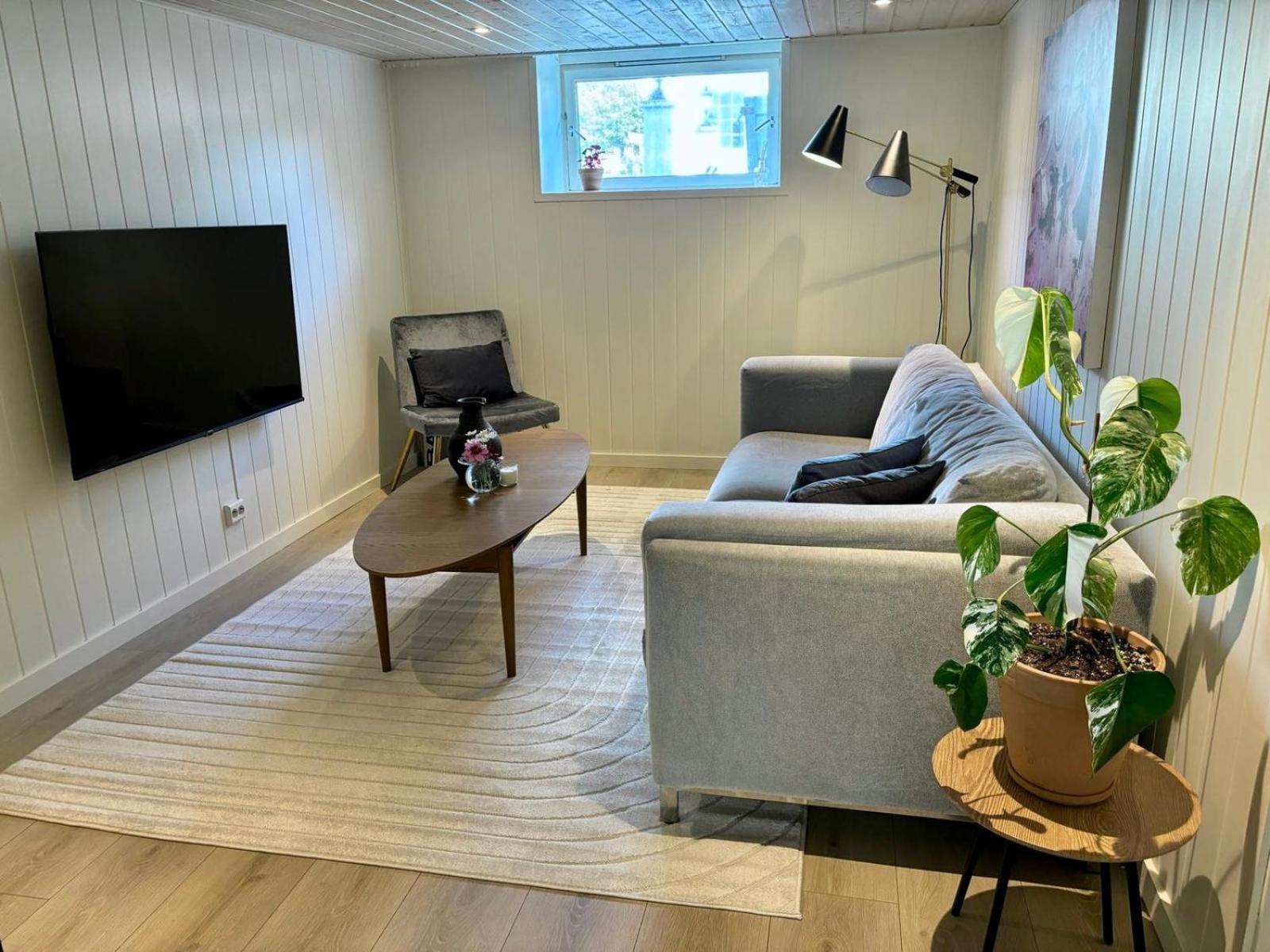 Down Town Apartment With Outside Area In Villa Kristiansand Exteriér fotografie